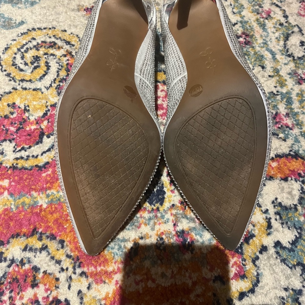 Jessica Simpson Silver Rhinestone stiletto pumps - Picture 7 of 8